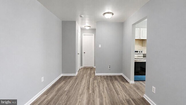 Foto del edificio - 4260 Buckman Rd