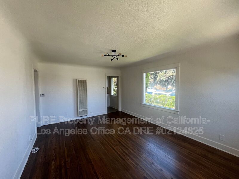 Foto principal - 625 W 23rd St