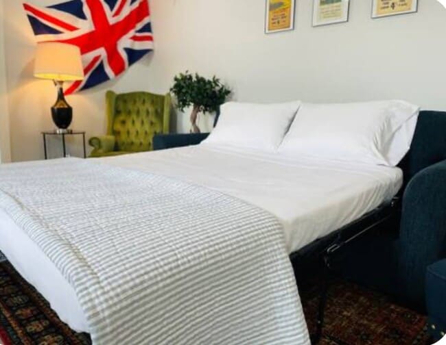 Building Photo - 2828 Church St