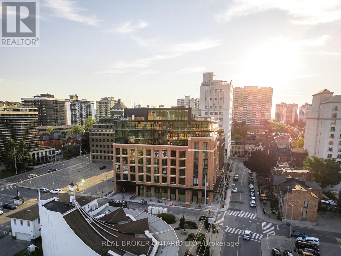 24624 Augusta St, Hamilton (Corktown), ON L8N 1P7 Apartment for Rent