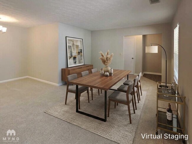 Foto del edificio - 5631 Regency Manor Ct