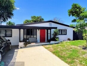 Building Photo - 5711 Sheridan St