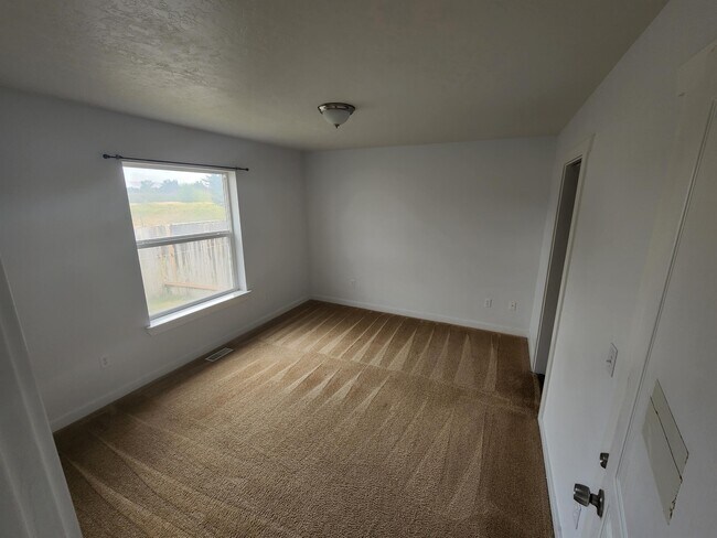 Foto del edificio - 960 SW Colonial