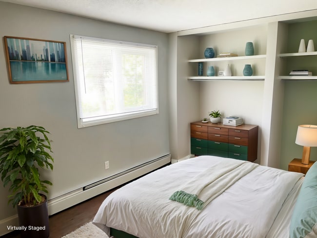 Building Photo - 15 Saunderson