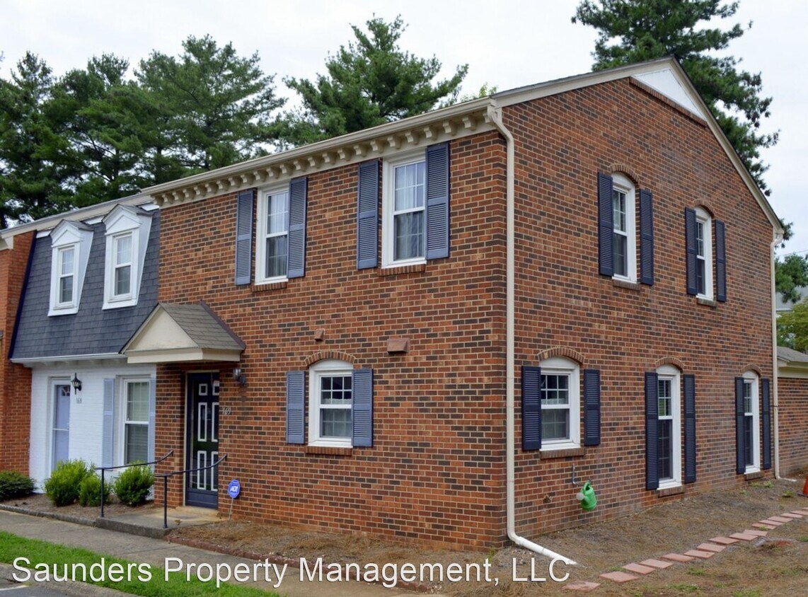 169 Charlestowne Cir, WinstonSalem, NC 27103 House Rental in Winston