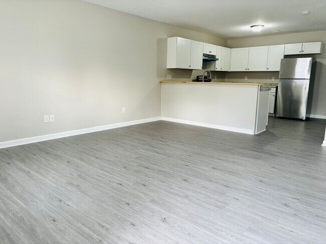 Foto del edificio - Duplex for rent