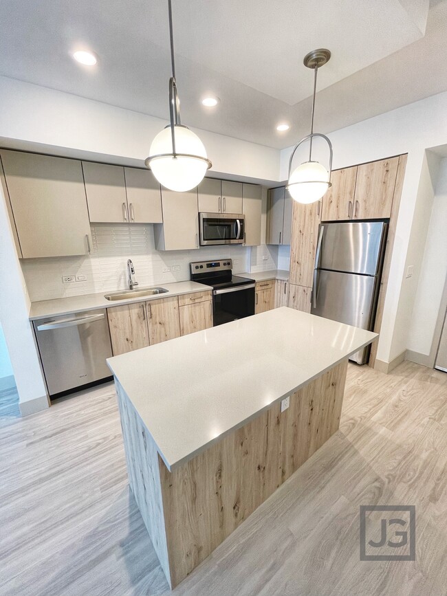 Kitchen Island - 820 NE 61st St