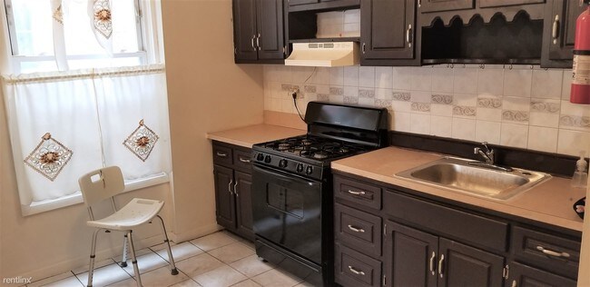 Foto del edificio - 5 br, 1 bath Townhome - 2846 W 17th St