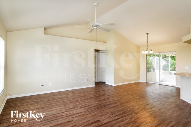Foto del edificio - 9096 Frank Rd