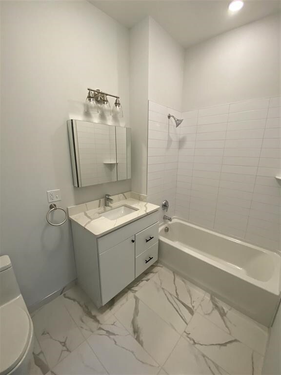 Foto del edificio - 275 Broadway
