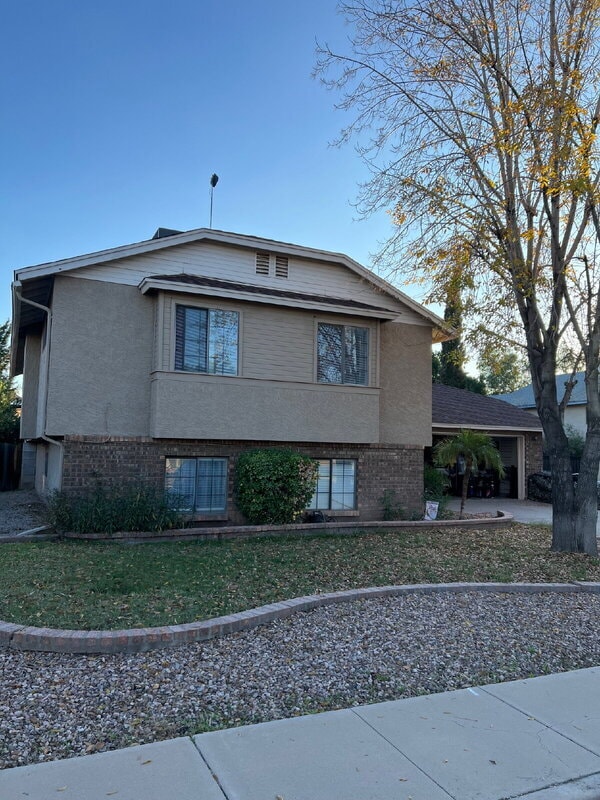 Foto del edificio - 5111 E Downing St