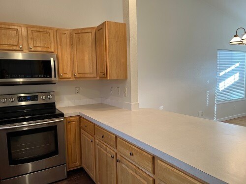 Building Photo - 2550 Custer Dr