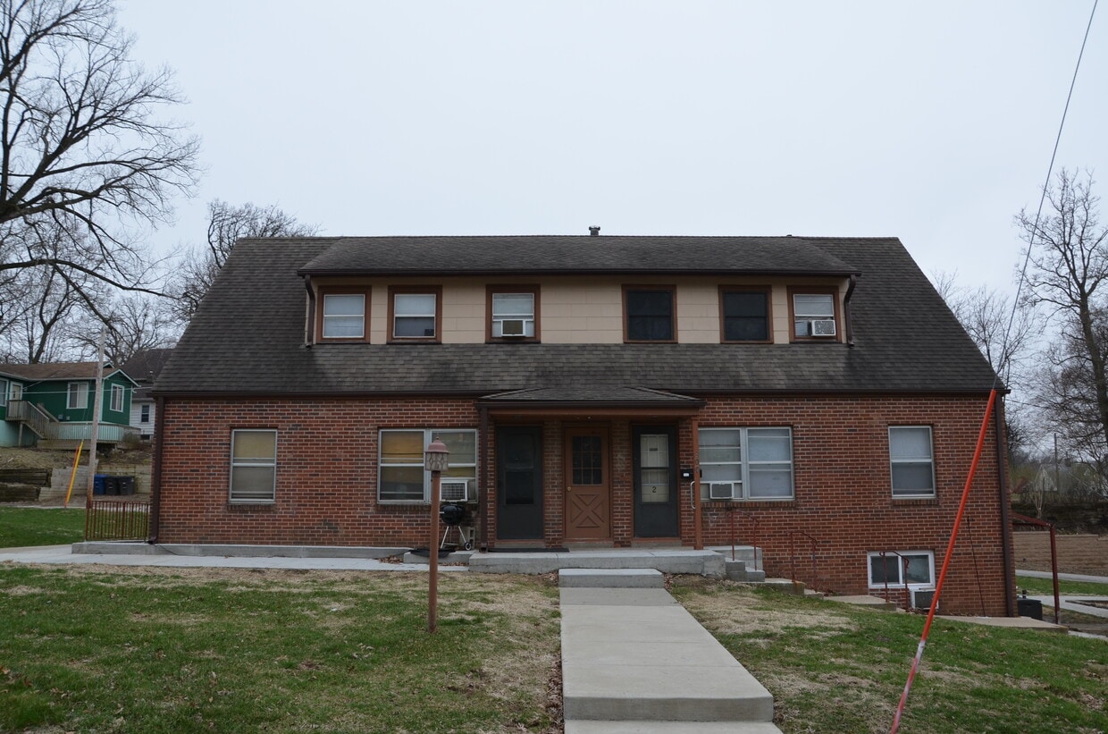 Primary Photo - 712 Bancroft St