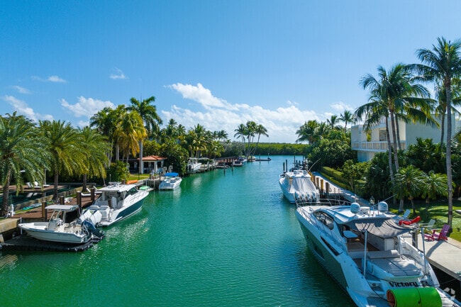 Boating is a common pastime in Key Biscayne.