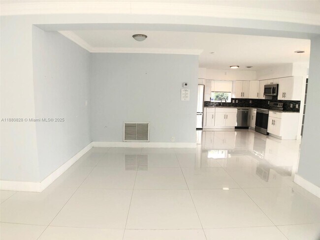 Foto del edificio - 3340 NE 17th Way