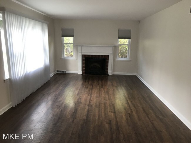 Foto del edificio - 3040 N 91st St