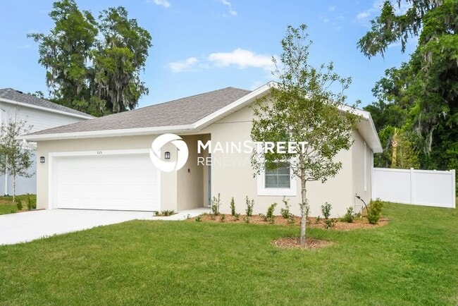 Foto del edificio - 3 Bedroom Pet-Friendly Home in Deland, FL ...