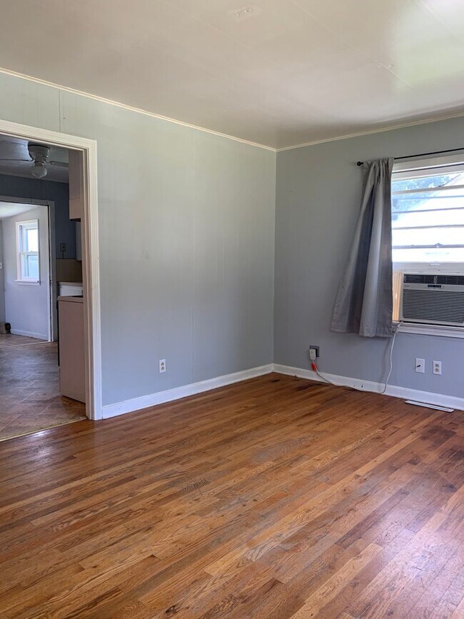 Foto del edificio - Updated 2 bed/1 bath, 720 sqft home!