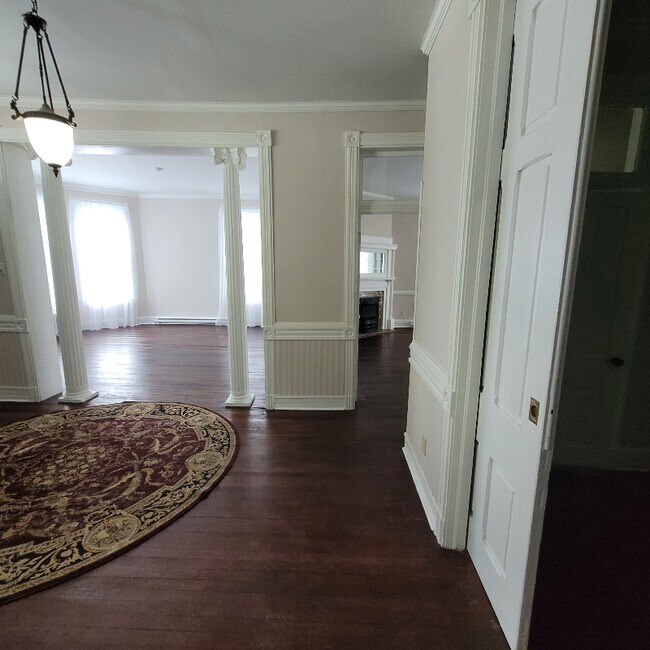 Foto del edificio - 233 S Prospect St