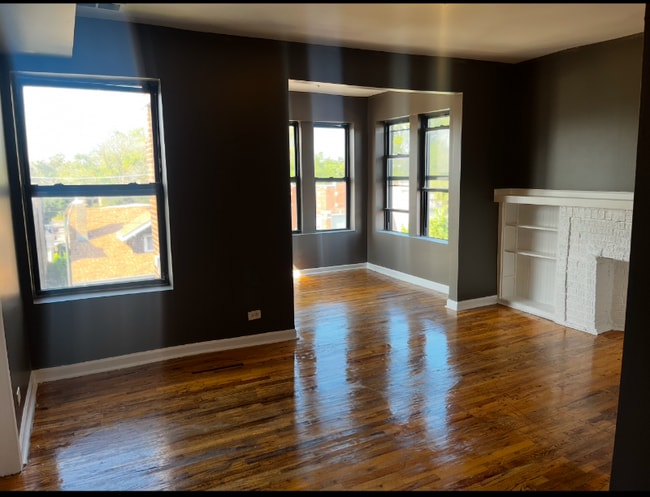 Photo - 7040 S Emerald Ave Apartment