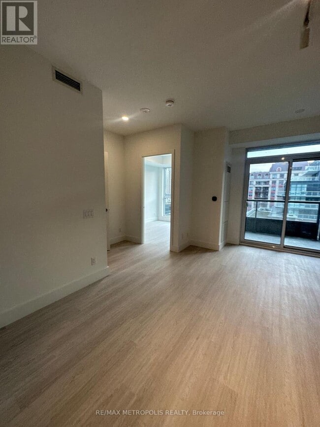 Building Photo - 625-625 Sheppard Ave W