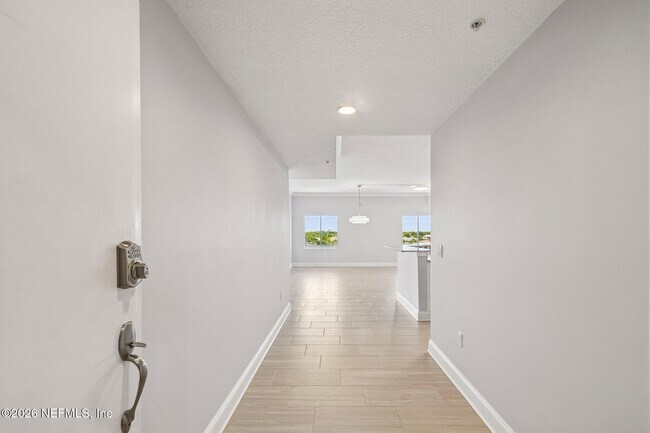 Foto del edificio - 1236 1st St N