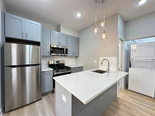 Foto del edificio - 442 W Belden Ave