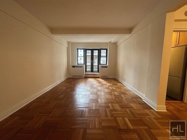 Foto del edificio - EAST 56 STREET