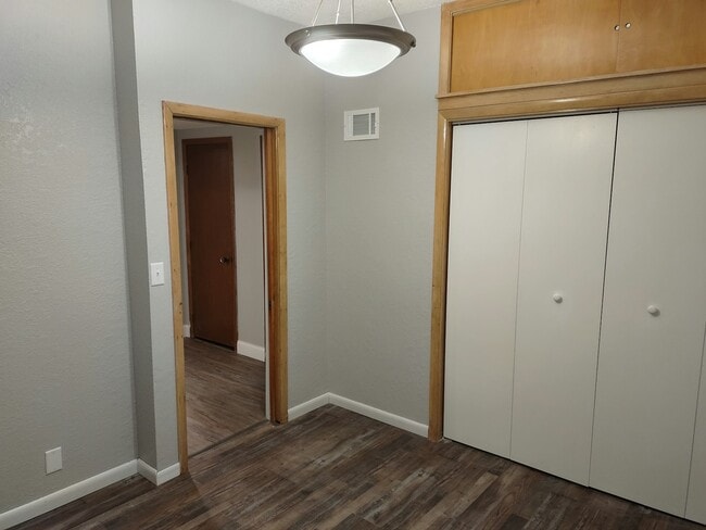 Foto del edificio - 530 7th St NW