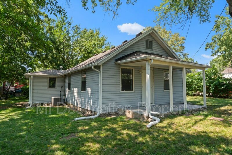 Primary Photo - 13308 6 St