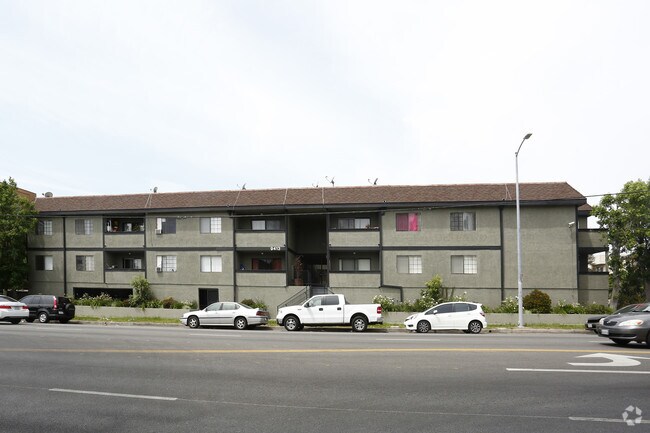 Building Photo - Van Nuys Apartments