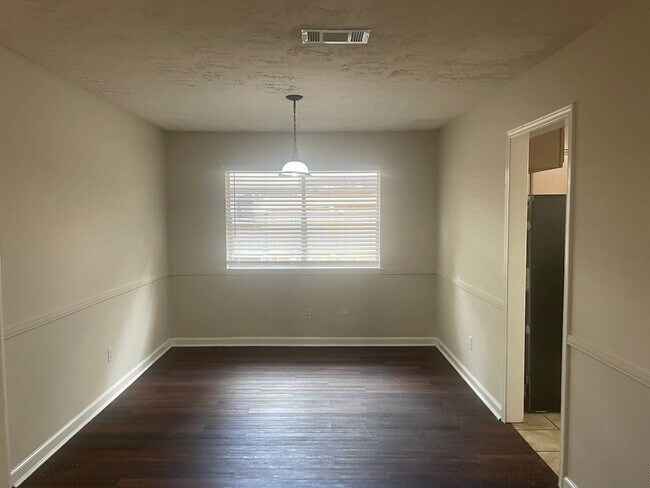 Building Photo - 23414 Lestergate Dr