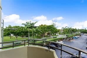 Building Photo - 3 br, 2.5 bath  - Mariners Bay Condo