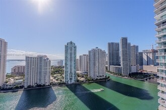 Building Photo - 335 S Biscayne Blvd