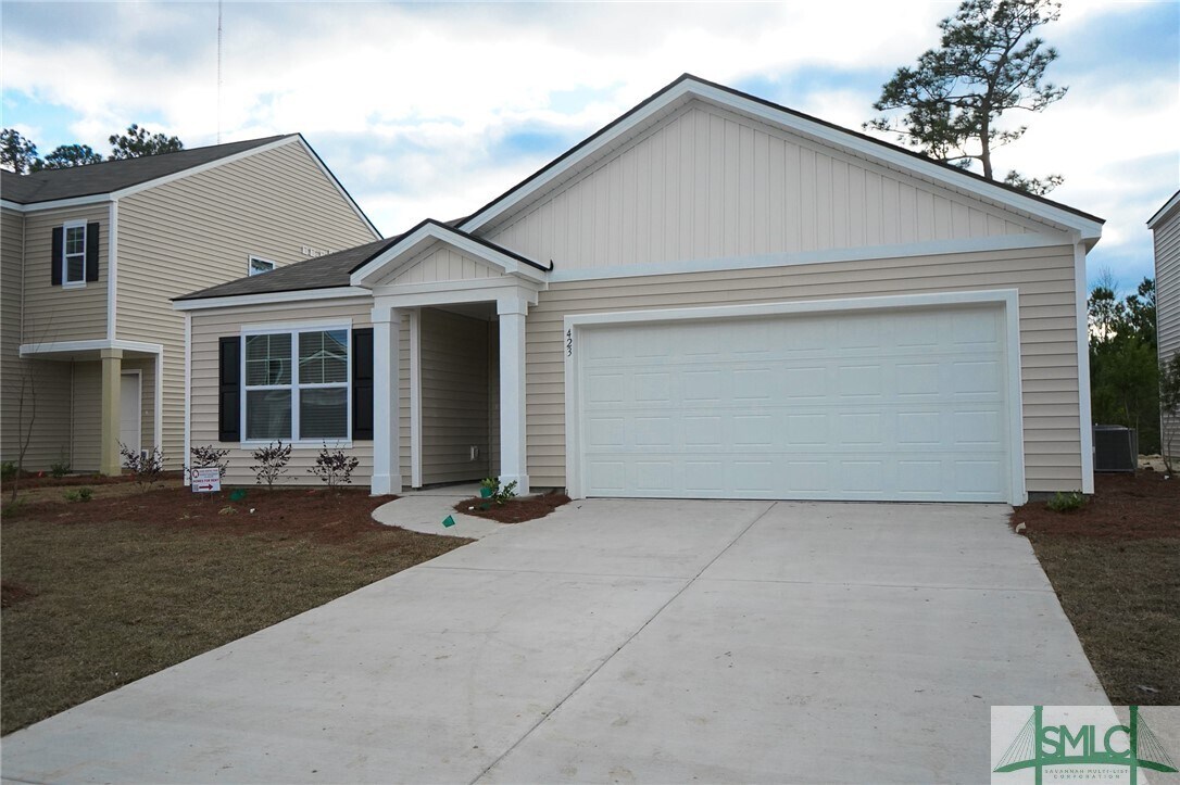 423 Coconut Dr, Bloomingdale, GA 31302 House Rental in Bloomingdale