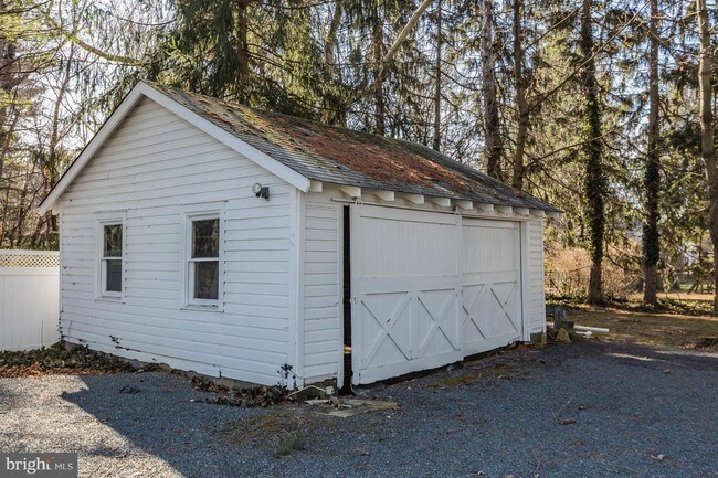 Building Photo - 206 Washington Rd