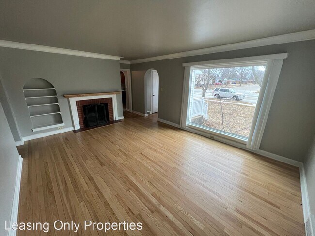 Building Photo - 3 br, 1 bath House - 3600 22nd Avenue