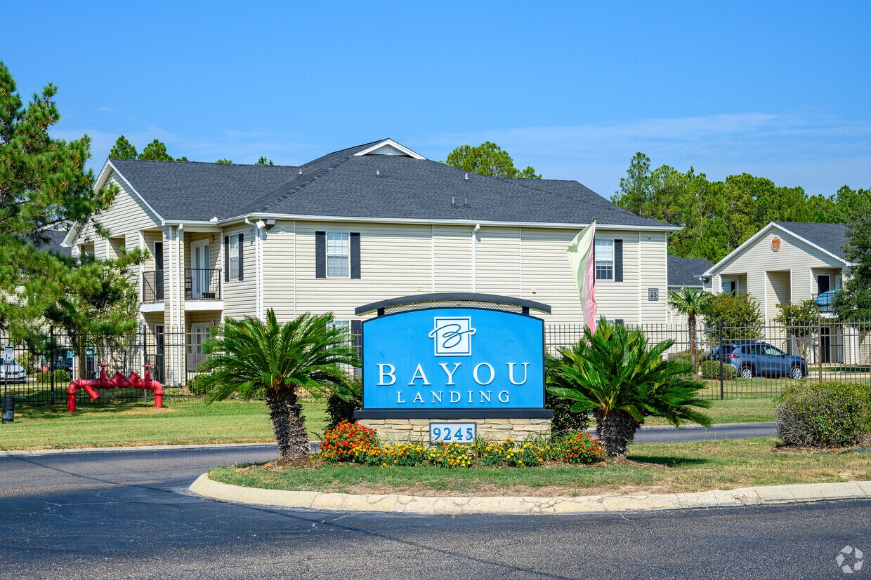 Bayou Landing Apartments in Gulfport, MS