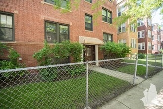 Building Photo - 4844 N Rockwell St