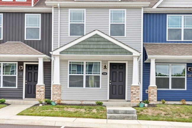 Building Photo - 2 Bedroom 2 1/2 Bath Pet Friendly Condo Fo...