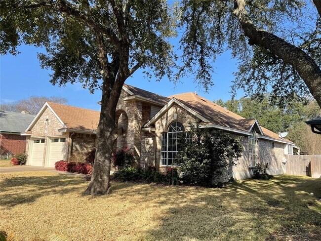 Foto del edificio - 9026 Brimstone Ln