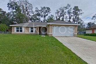 Building Photo - 5623 NW 55th Ave