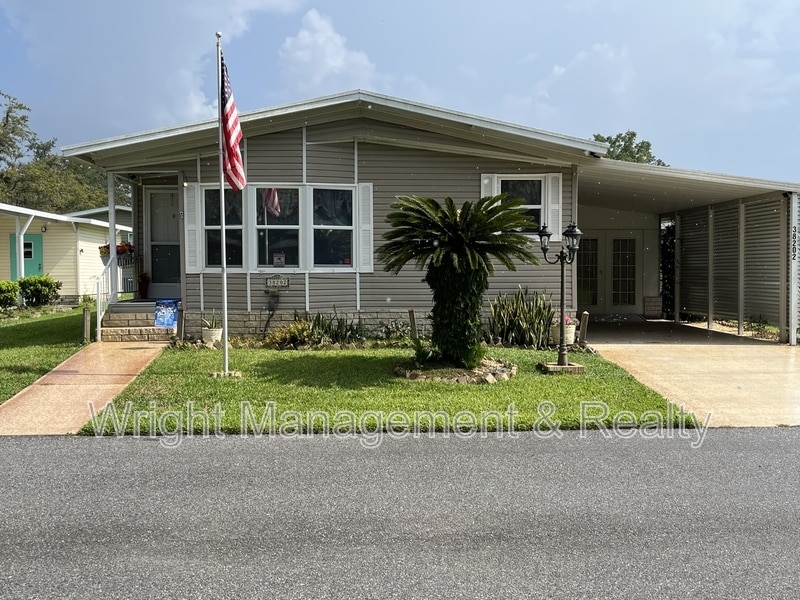 Primary Photo - 38202 Woodgate Ln