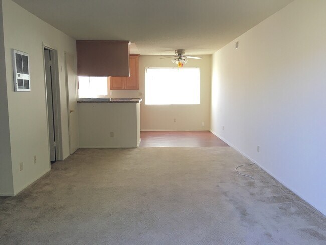 Foto del edificio - howard4171