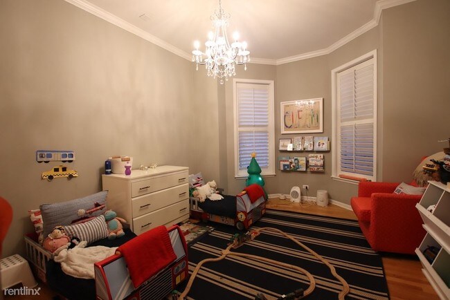 Foto del edificio - 1500 N LaSalle Dr