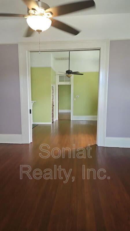 Building Photo - 2618 Lepage St