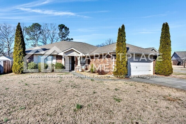 Building Photo - 220 Fields Pond Dr