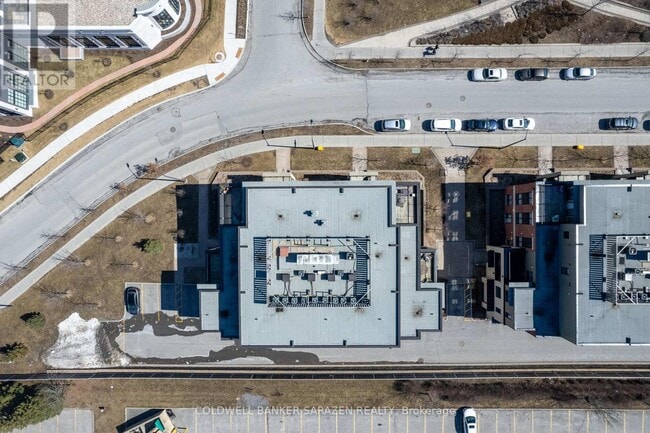 Building Photo - 659-659 Sue Holloway Dr