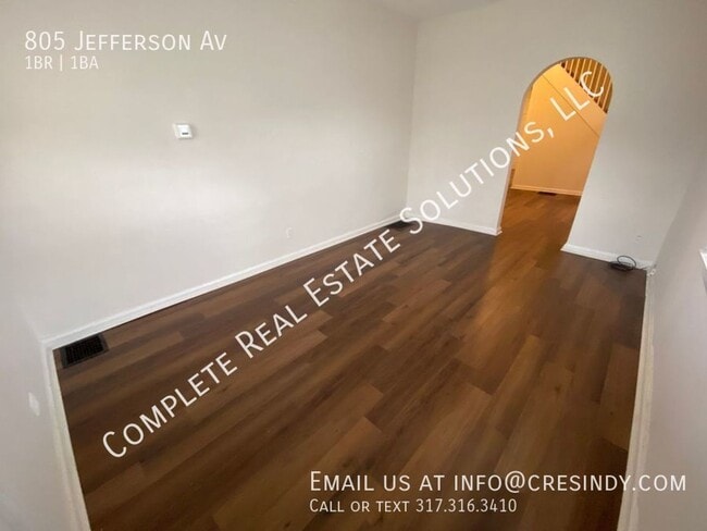 Building Photo - 805 Jefferson Ave