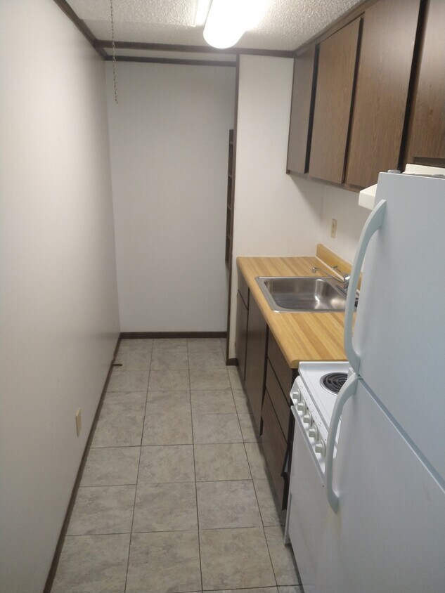 Foto principal - 1735 Westwood Ave